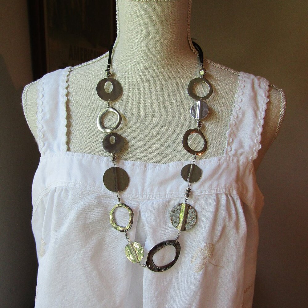 Jules b. Textured Silver Disk Necklace